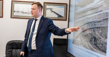 Руководитель отдела снабжения